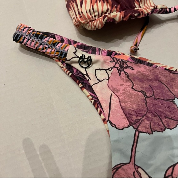 Maaji Reversible Bikini Pink and Black Women's Bikini NWOT - Picture 10 of 12